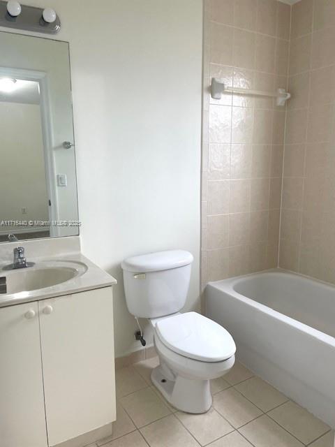 VENETIA GROVE - Residential Lease