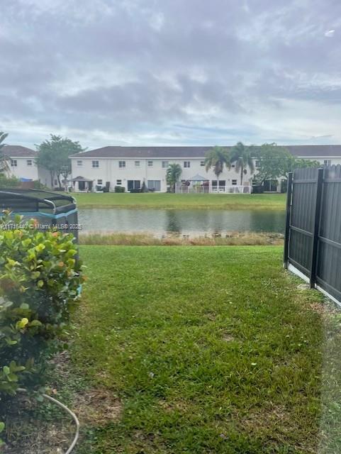 VENETIA GROVE - Residential Lease