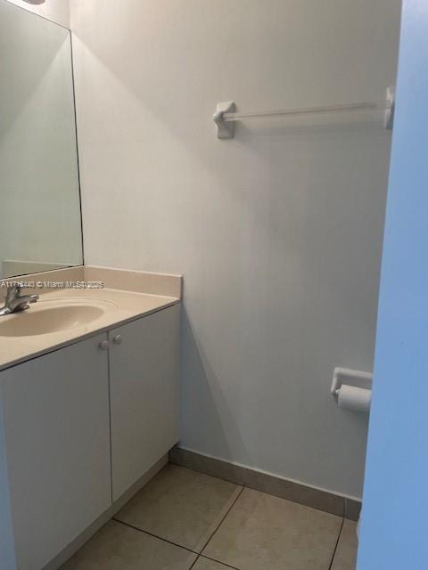 VENETIA GROVE - Residential Lease