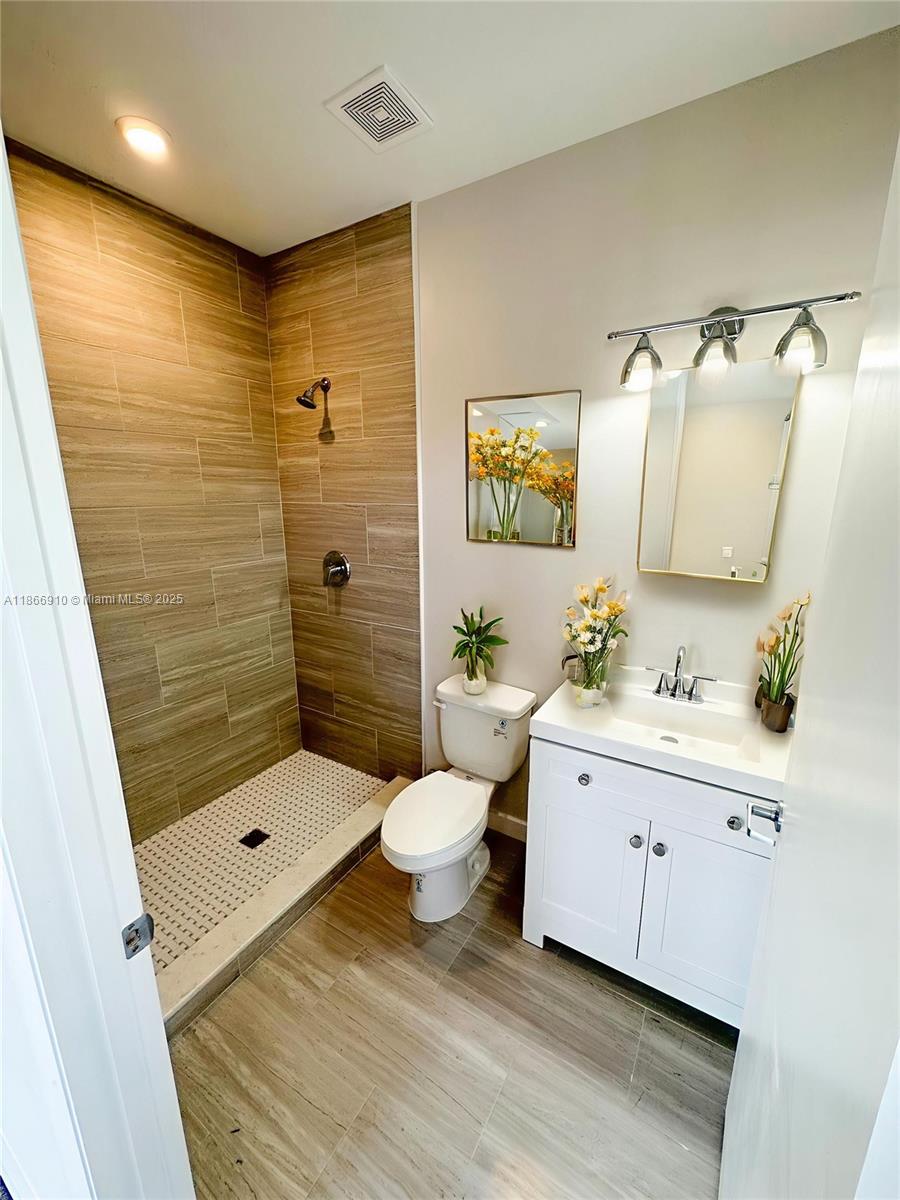 GEO M PHIPPENS SUB IN - Residential Lease
