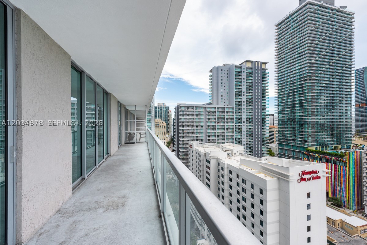 THE AXIS ON BRICKELL COND - Residential Lease