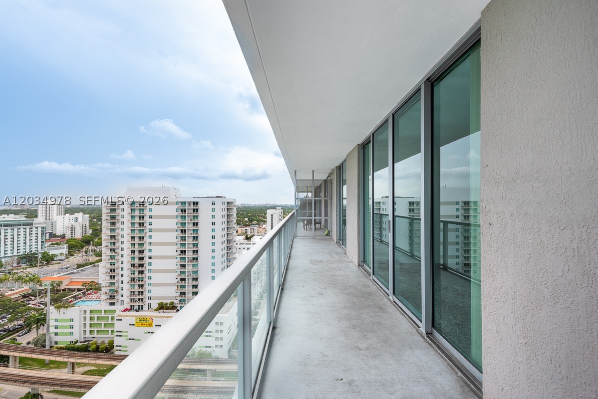 THE AXIS ON BRICKELL COND - Residential Lease