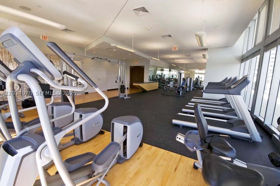 THE AXIS ON BRICKELL COND - Residential Lease