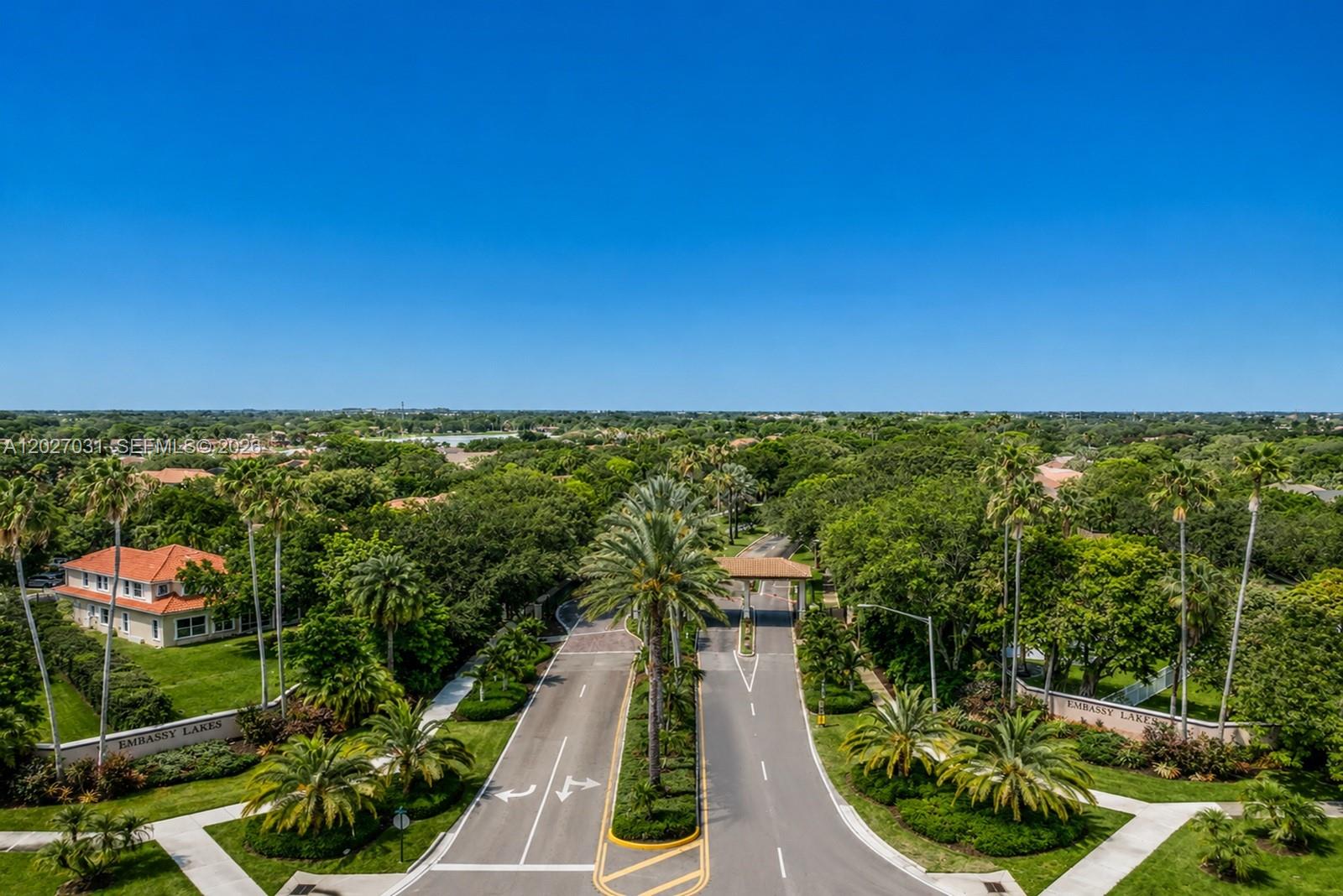EMBASSY LAKES - Residential