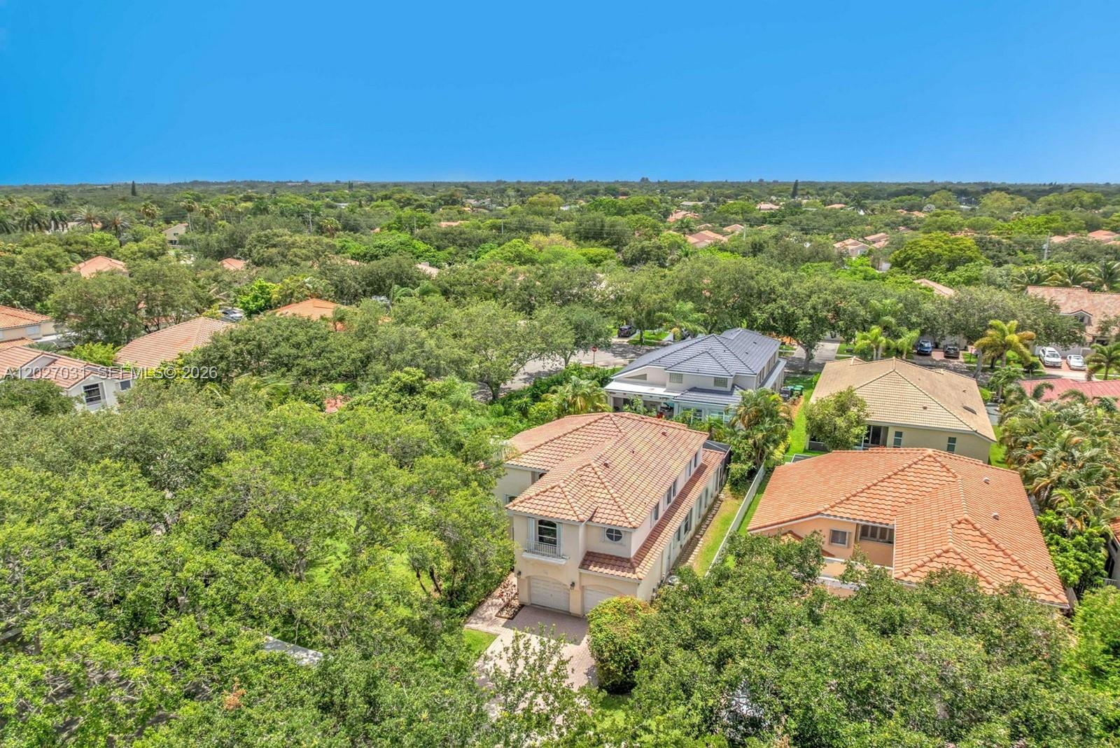 EMBASSY LAKES - Residential
