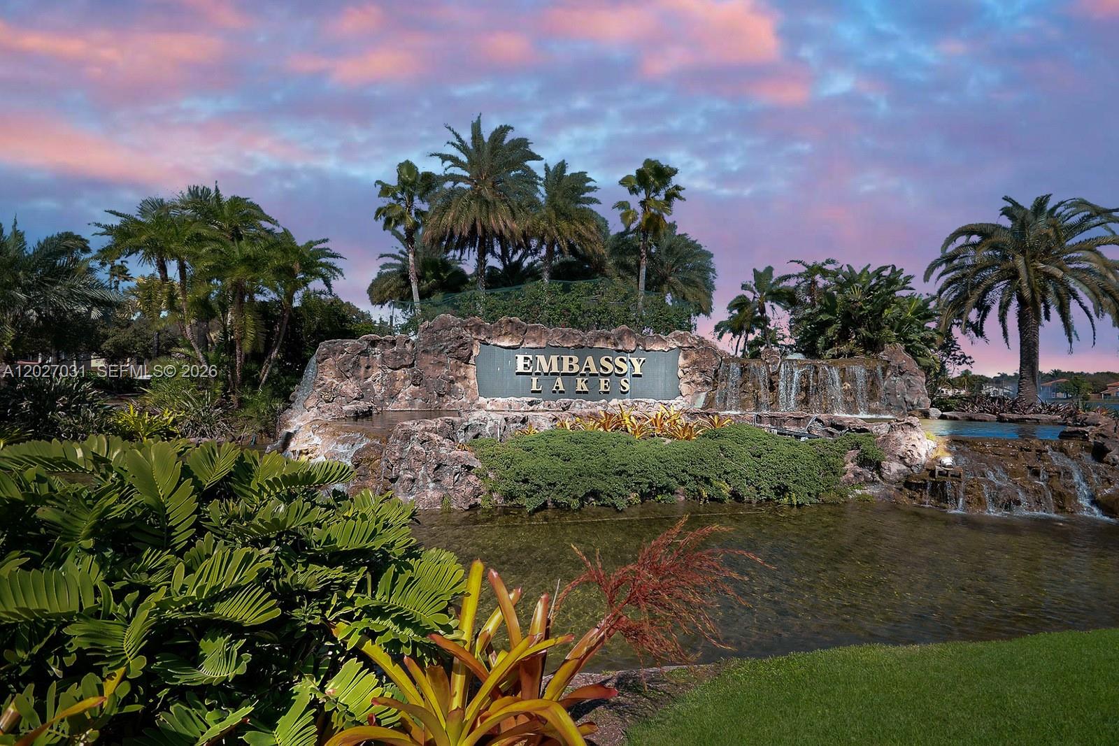 EMBASSY LAKES - Residential