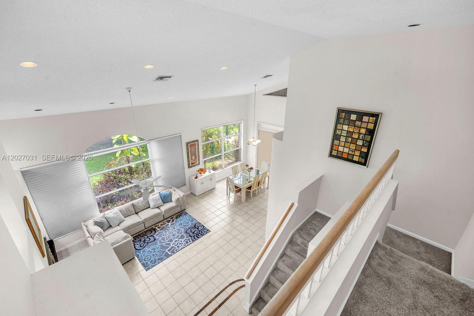 EMBASSY LAKES - Residential