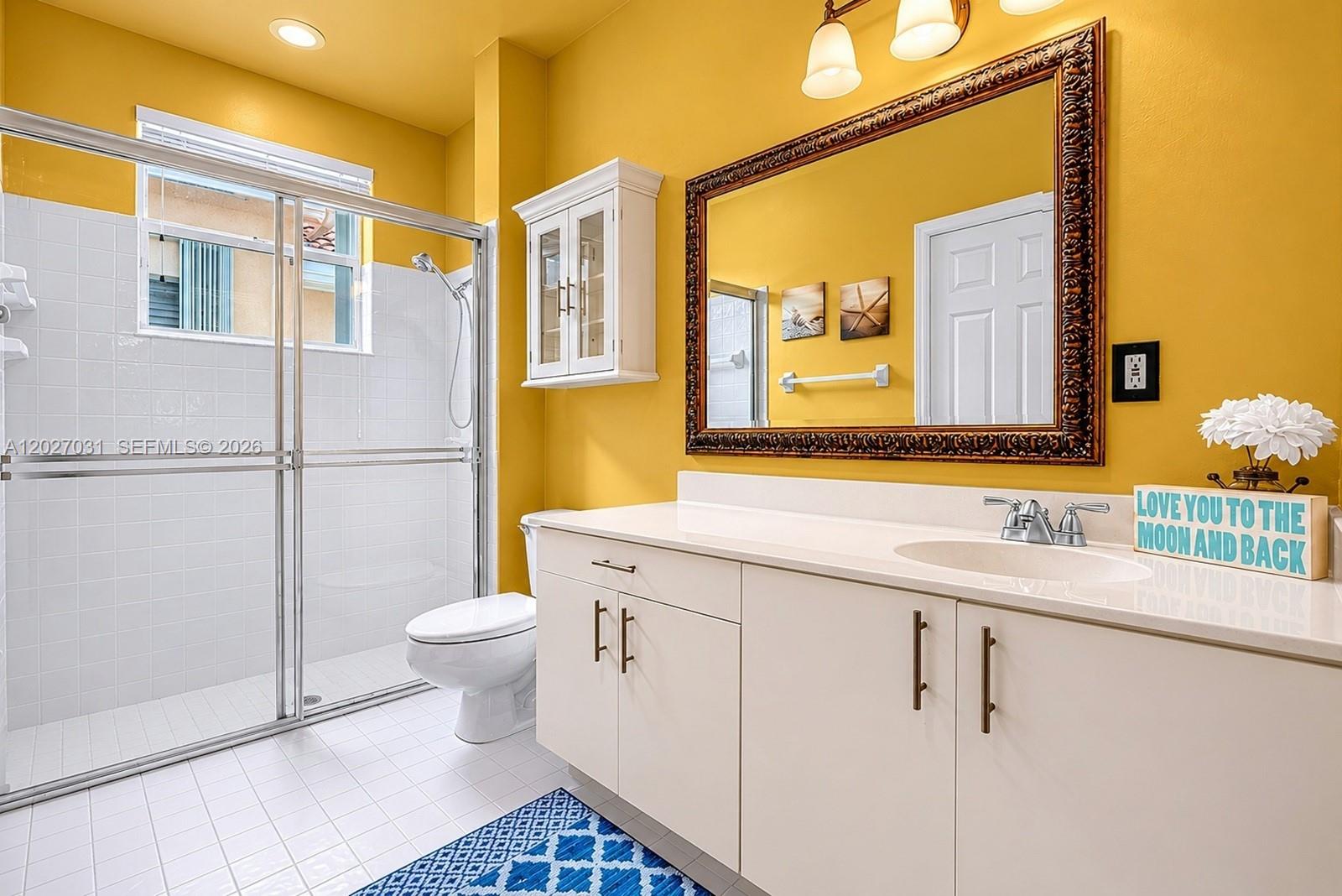 EMBASSY LAKES - Residential
