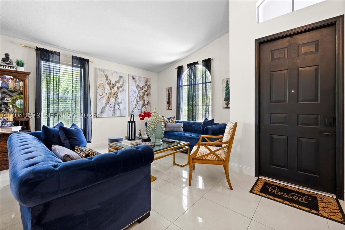 SUNSET LAKES PLAT TWO - Residential