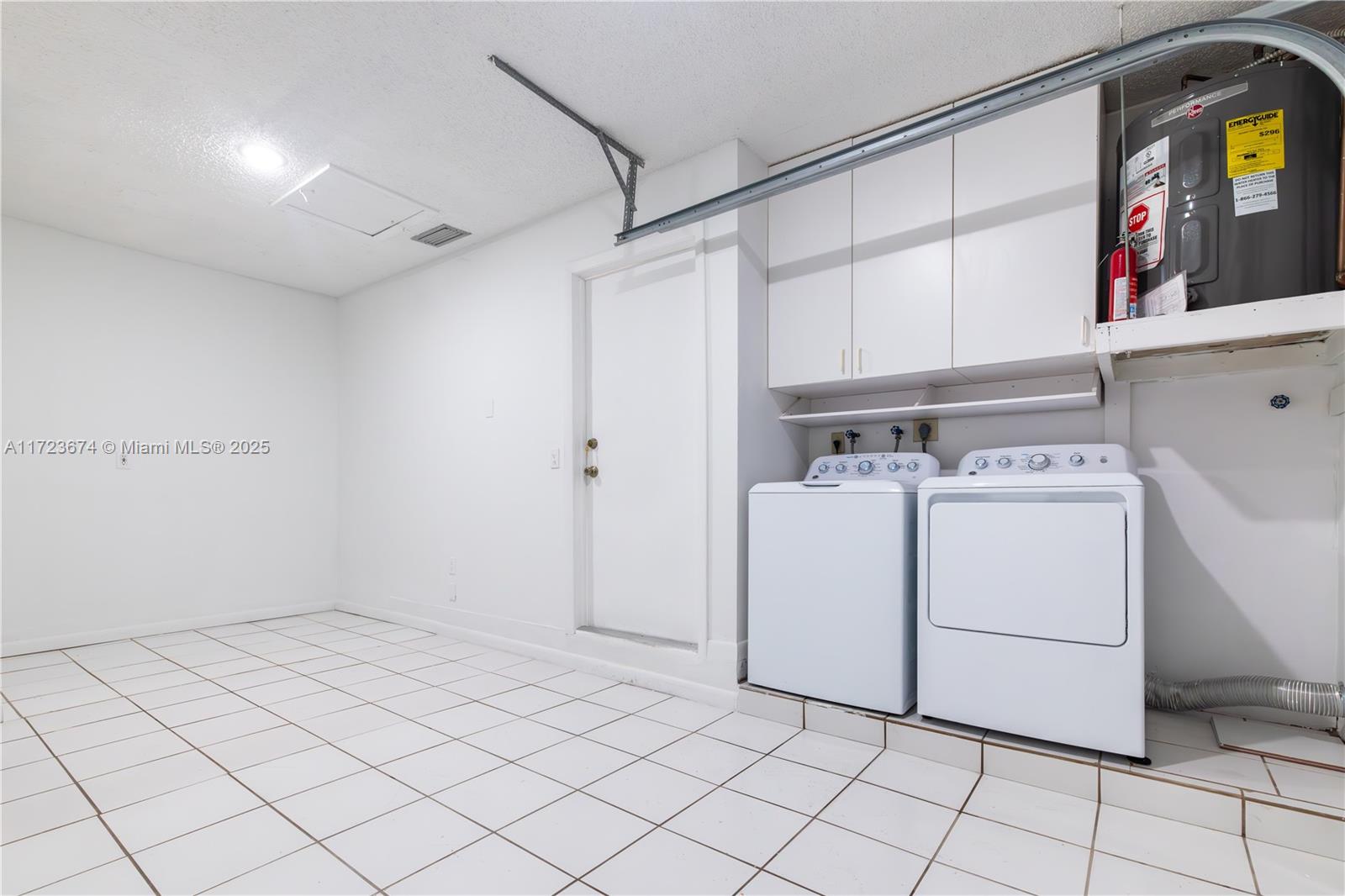 LAKE POINTE SEC 2 - Residential