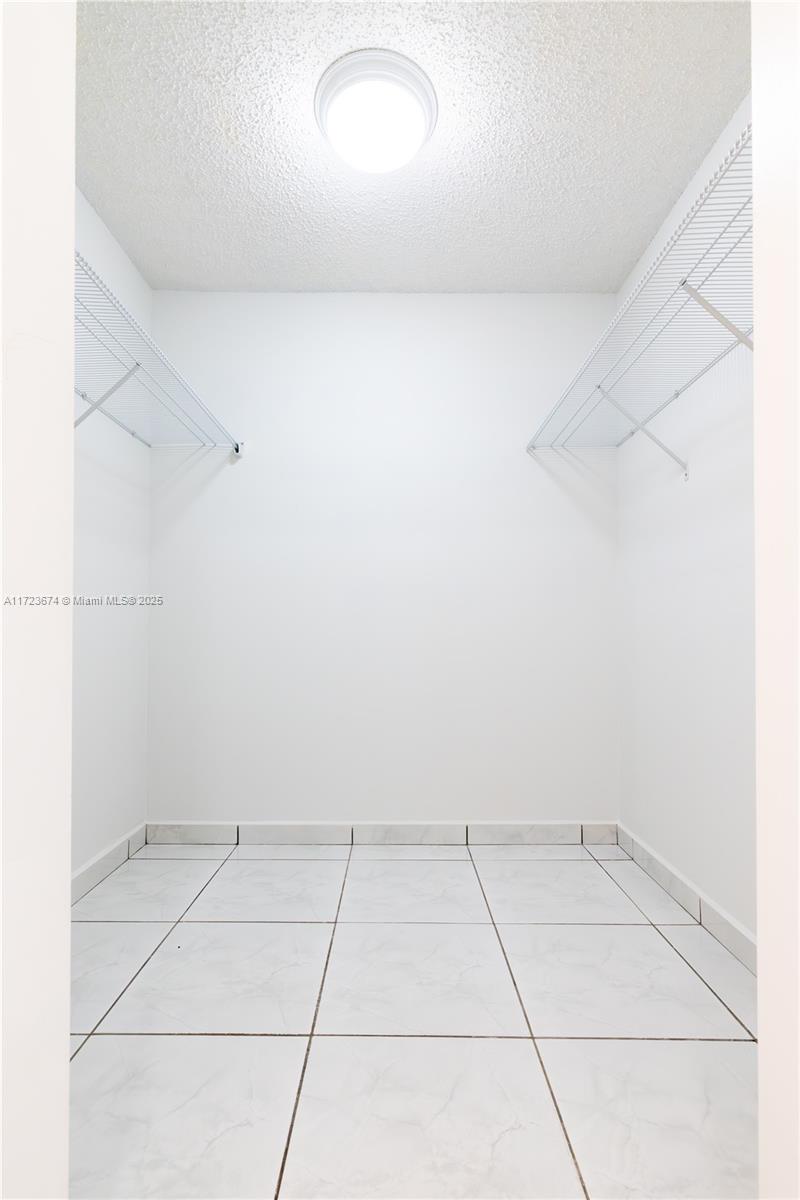 LAKE POINTE SEC 2 - Residential