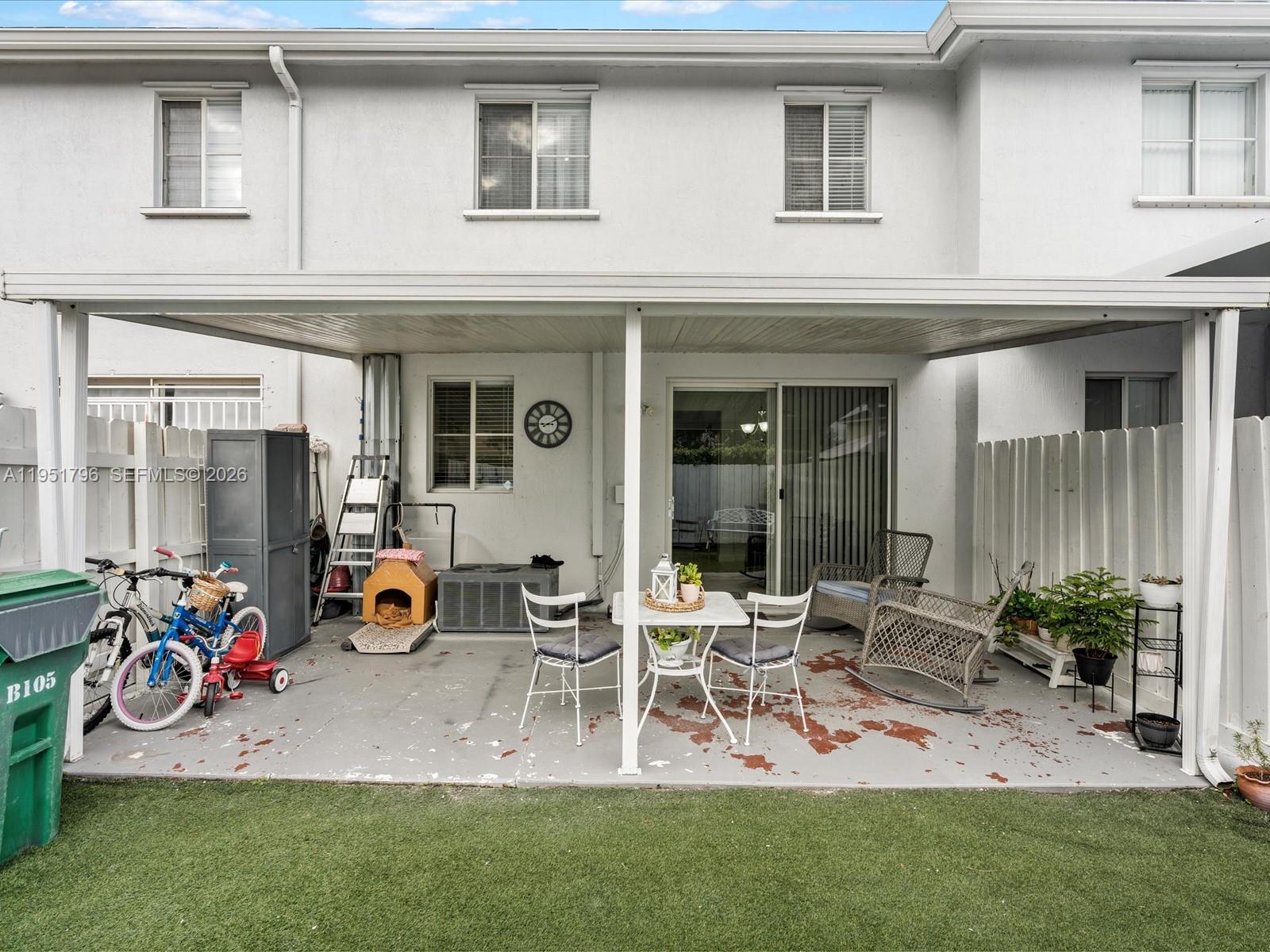 SHOMA VILLAS II AT COUNTR - Residential