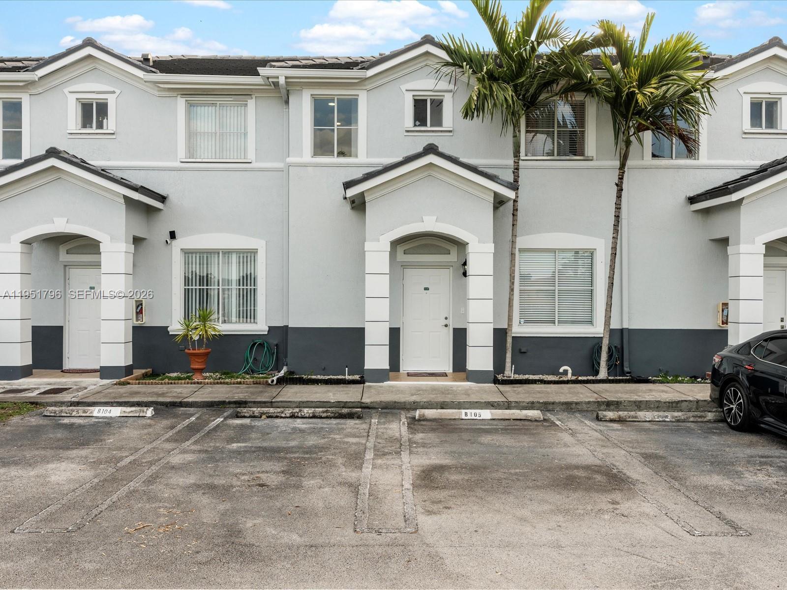 SHOMA VILLAS II AT COUNTR - Residential