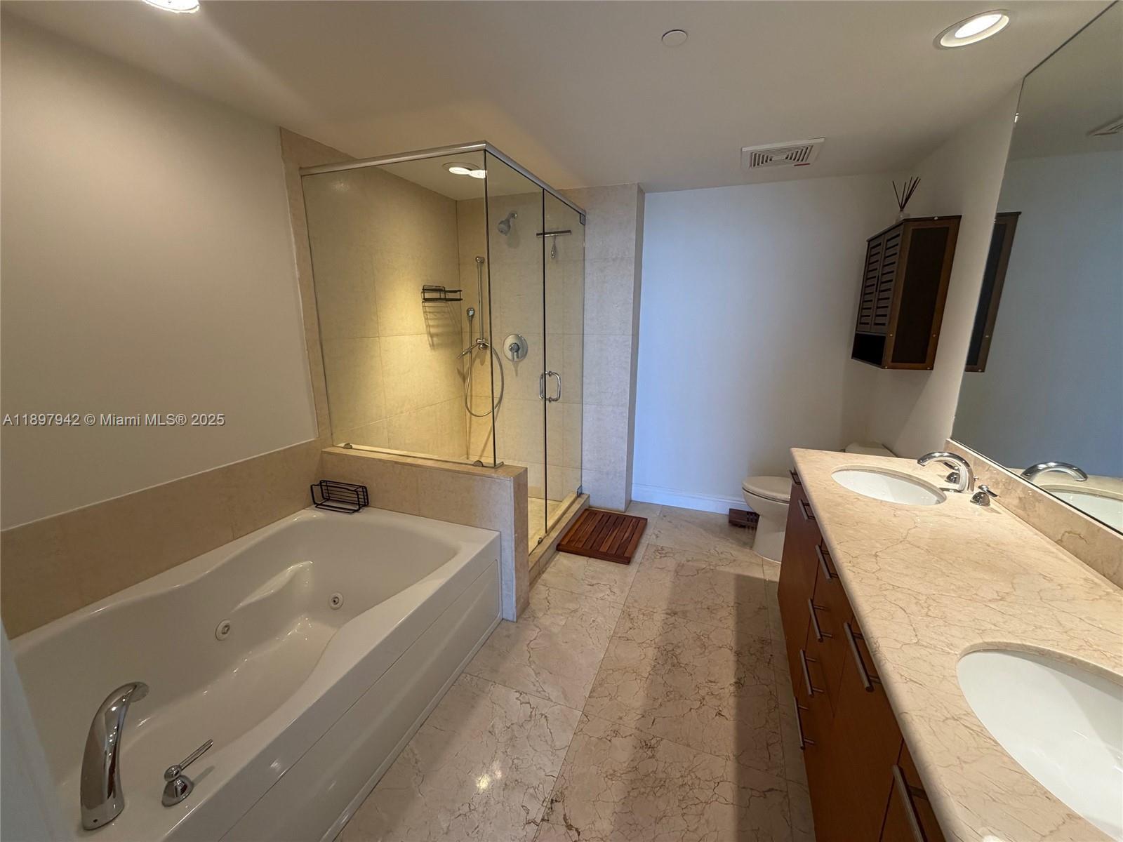 50 Biscayne - Residential