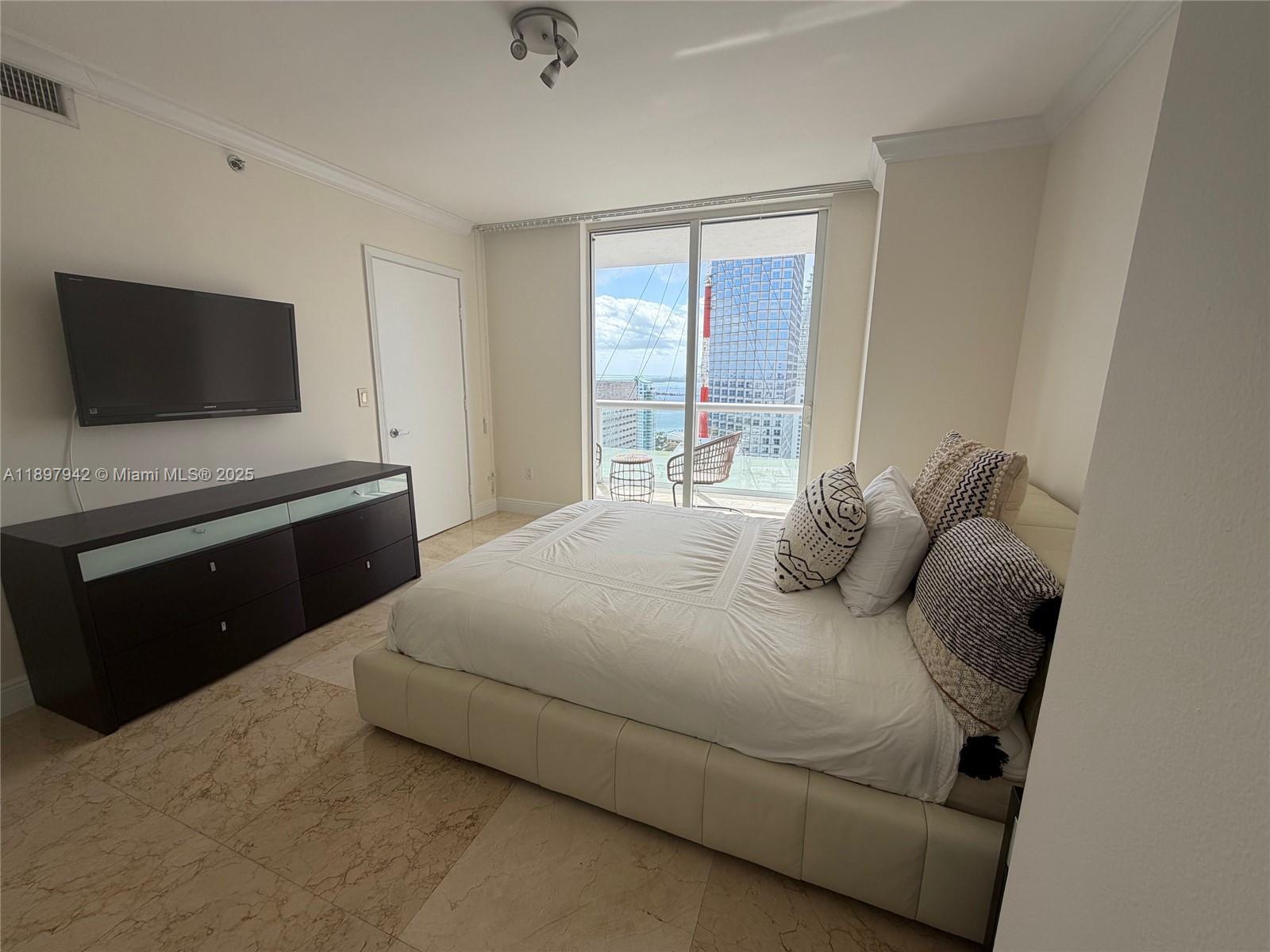 50 Biscayne - Residential