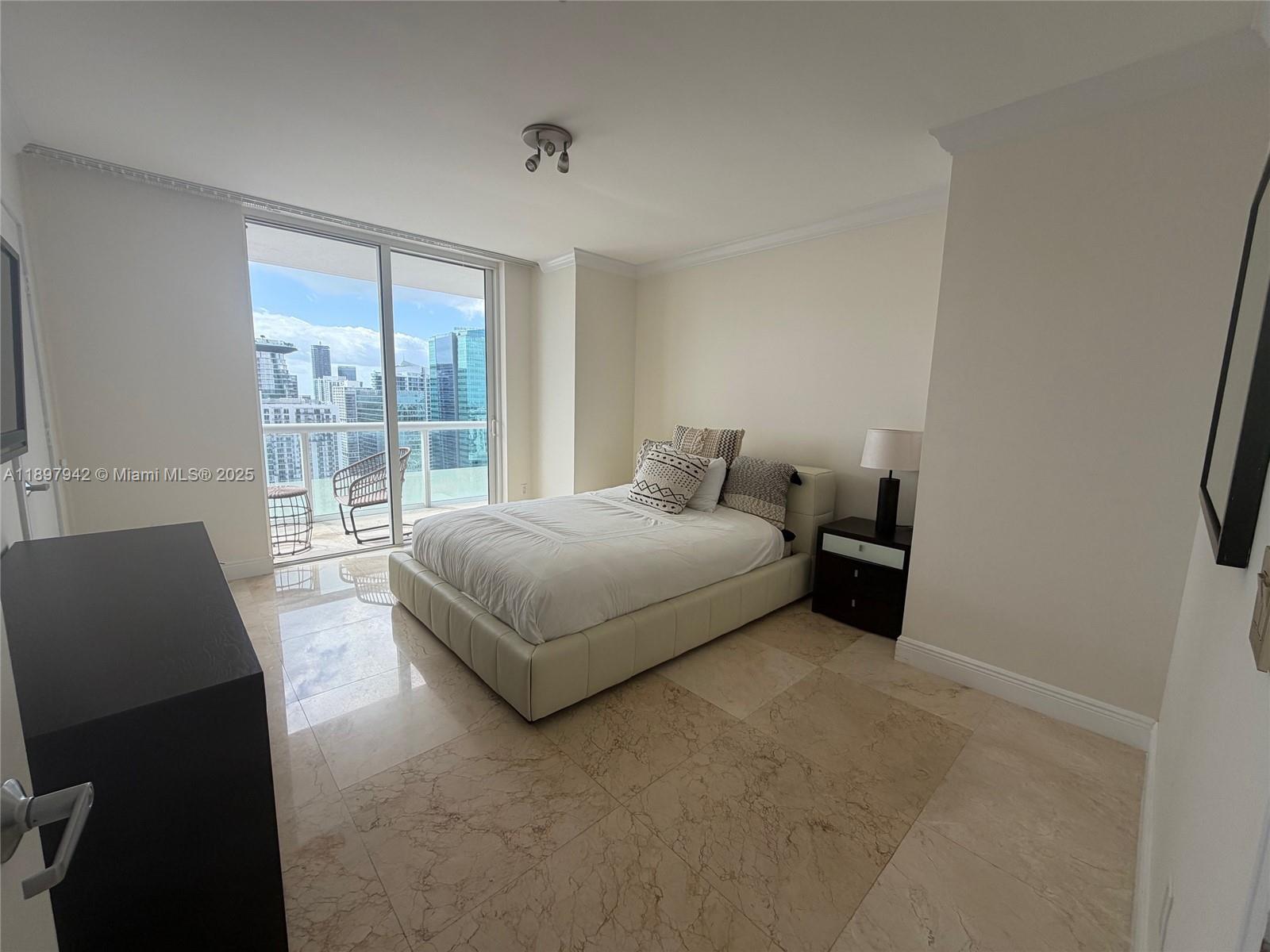 50 Biscayne - Residential