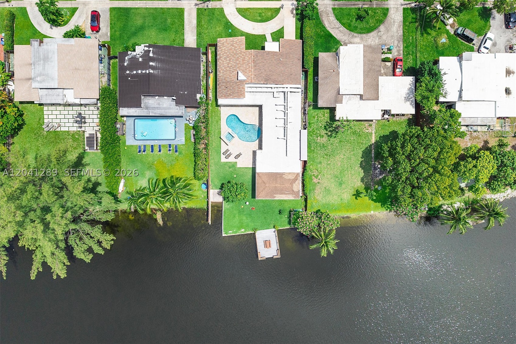 ENCHANTED LAKE - Residential