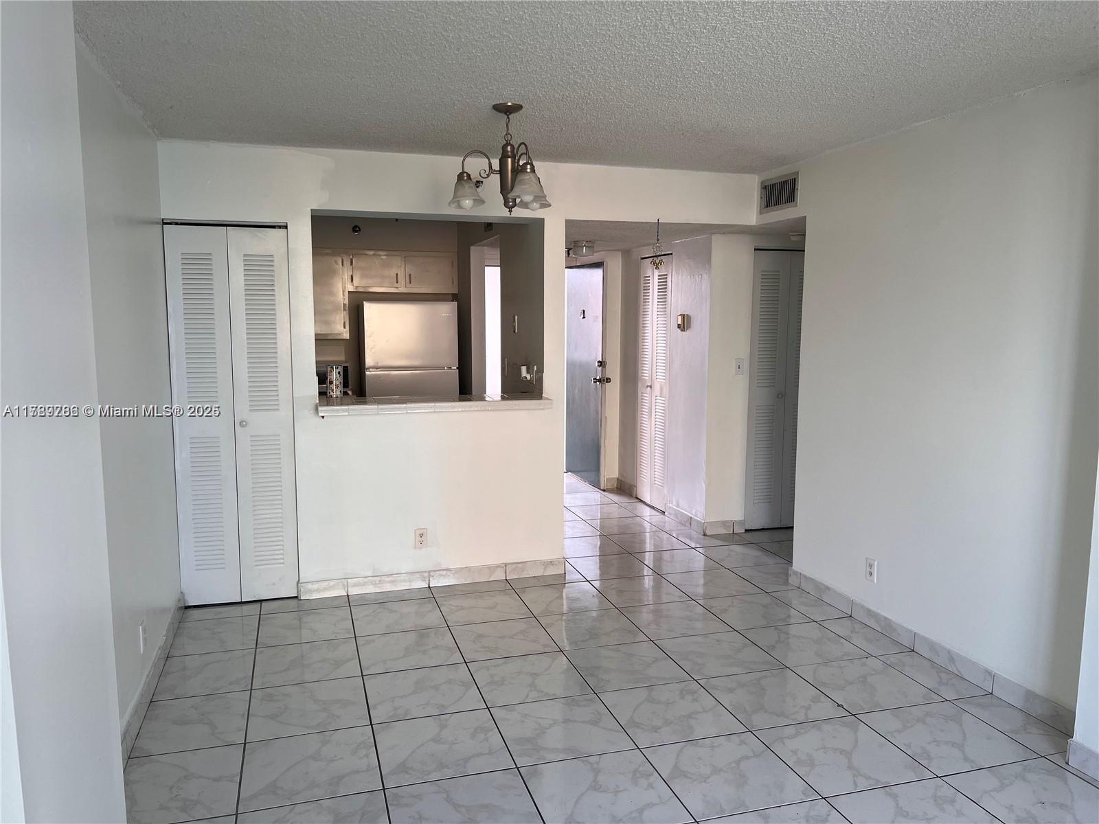RIOPLAZA CONDOMINIUM SOUT - Residential