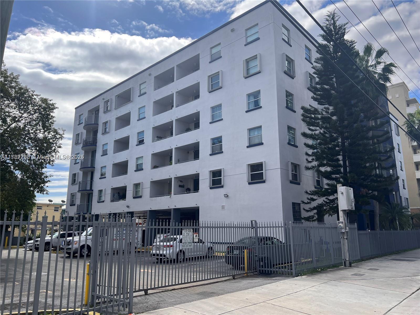 RIOPLAZA CONDOMINIUM SOUT - Residential