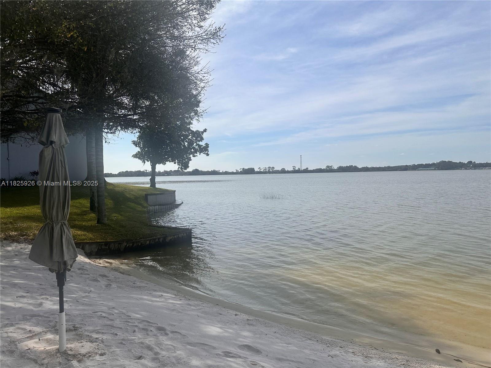 SUN N LAKES - Land