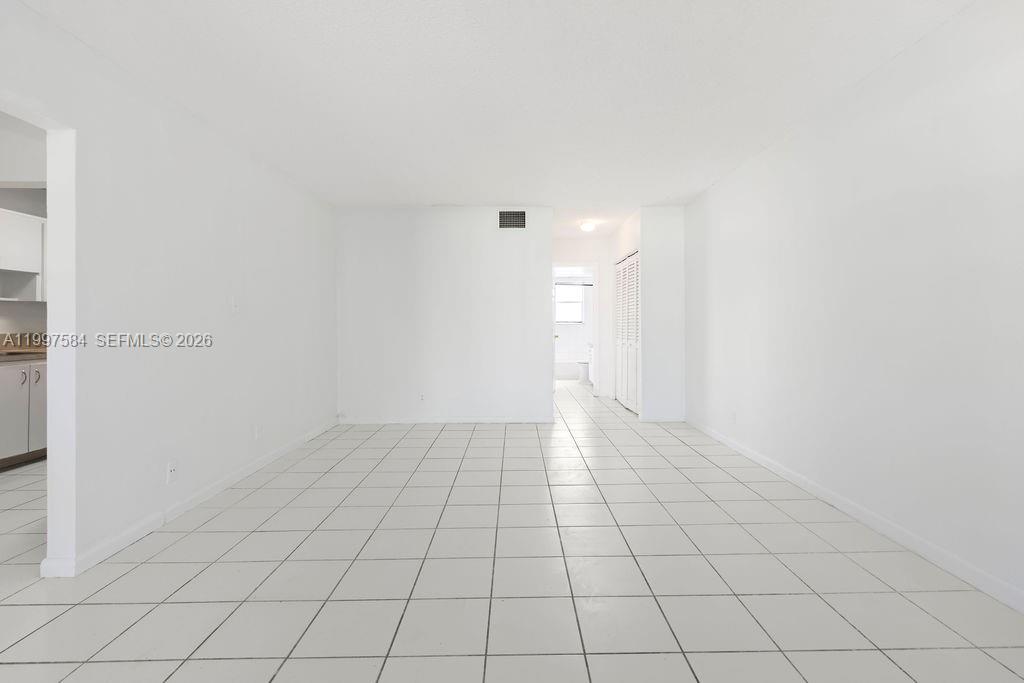 PALM VILLAGE CLUB CONDO - Residential