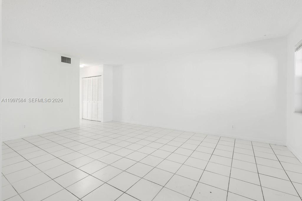 PALM VILLAGE CLUB CONDO - Residential