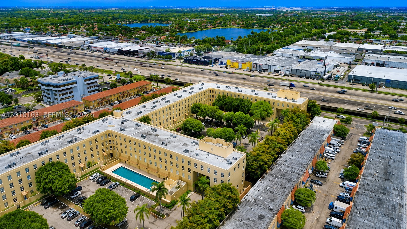ROYAL PALMS CONDO - Residential