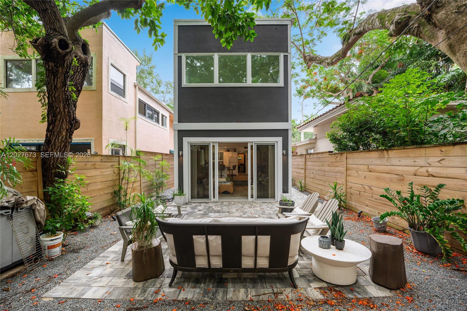 SILVER BLUFF EST SEC C - Residential