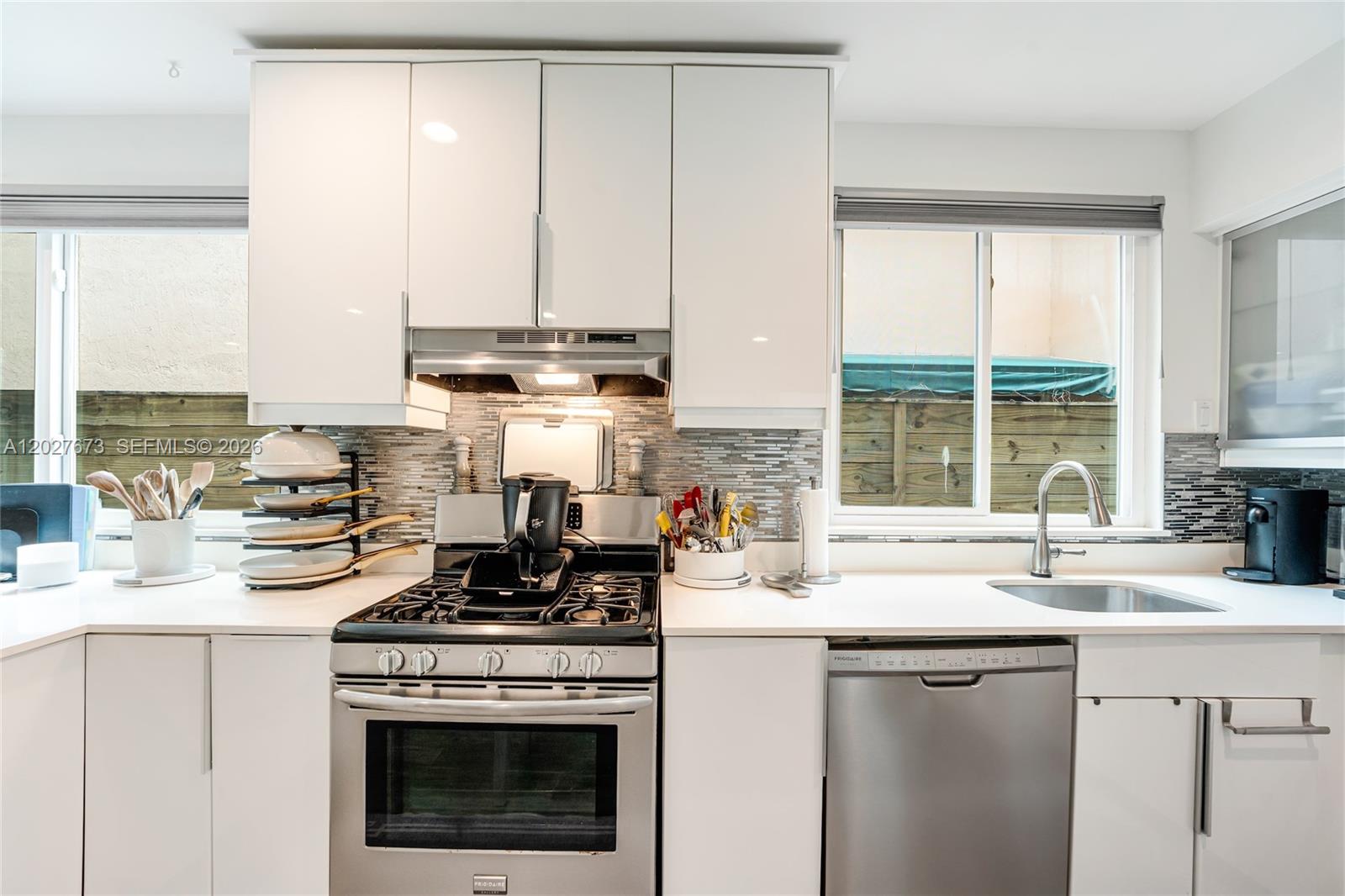 SILVER BLUFF EST SEC C - Residential