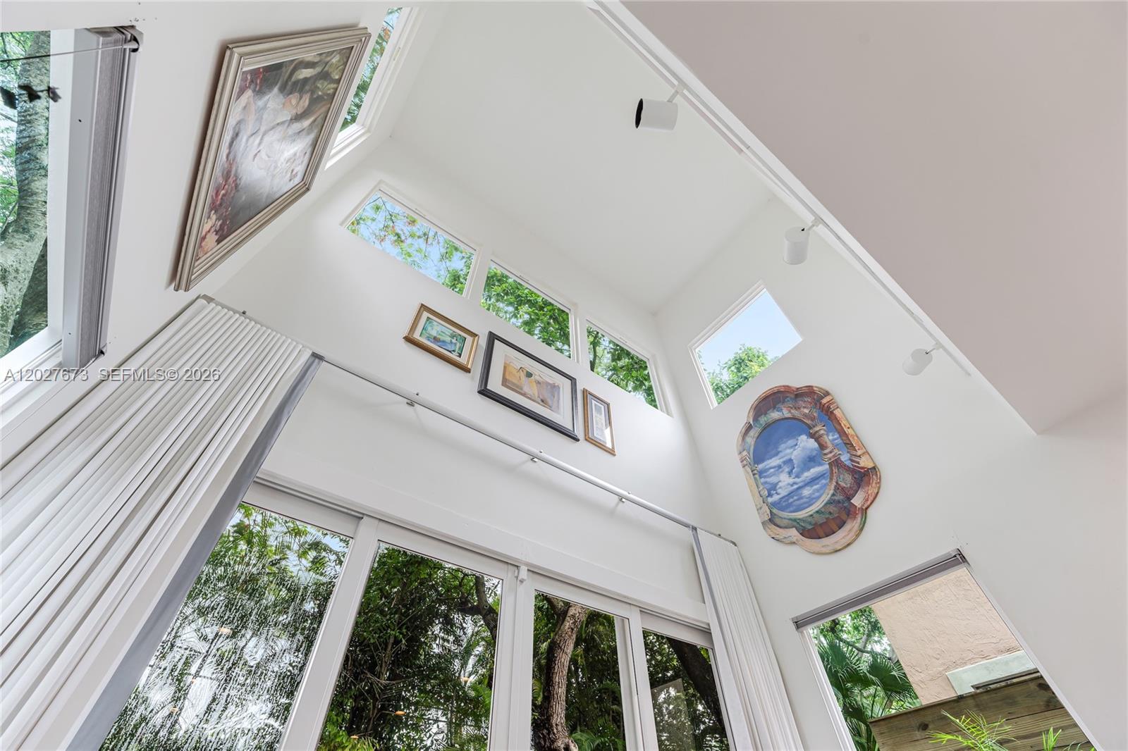 SILVER BLUFF EST SEC C - Residential