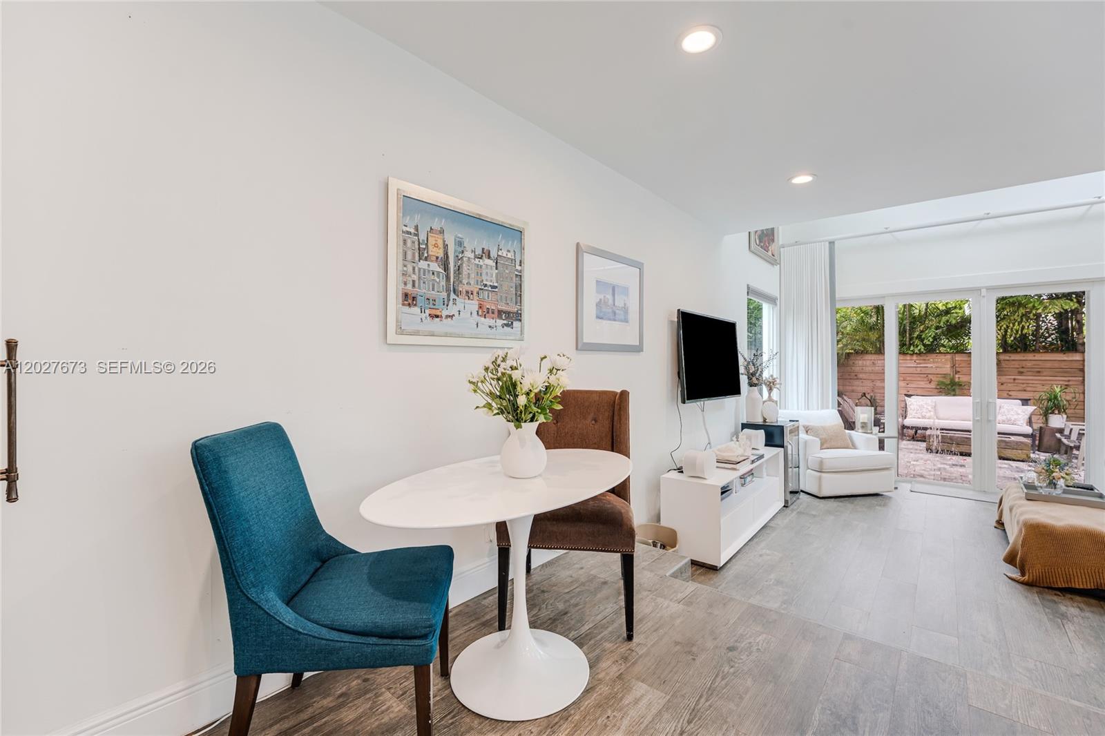 SILVER BLUFF EST SEC C - Residential