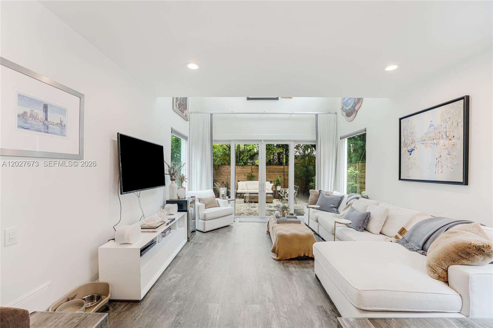 SILVER BLUFF EST SEC C - Residential