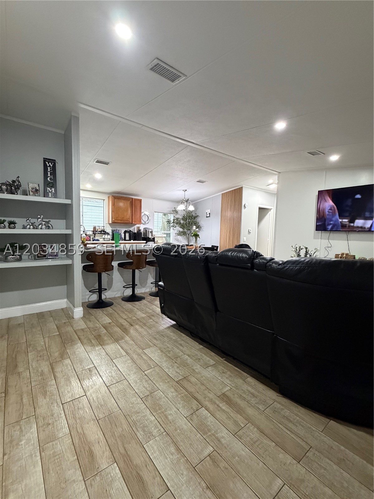 AMERICANA VILLAGE CONDO - Land