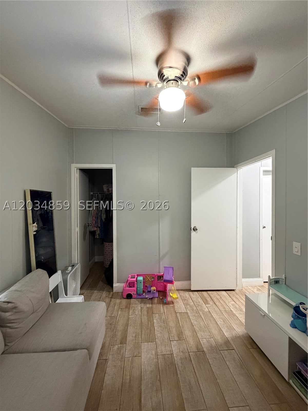 AMERICANA VILLAGE CONDO - Land