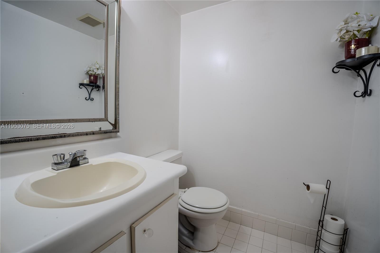 NEW HAMPTON AT CENTURY VI - Residential
