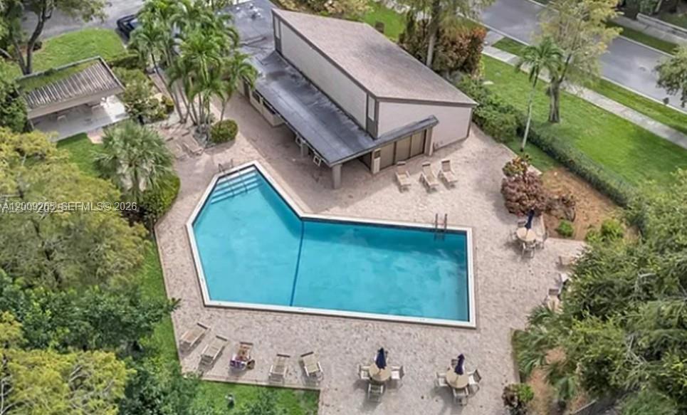 POND APPLE PLACE II CONDO - Residential