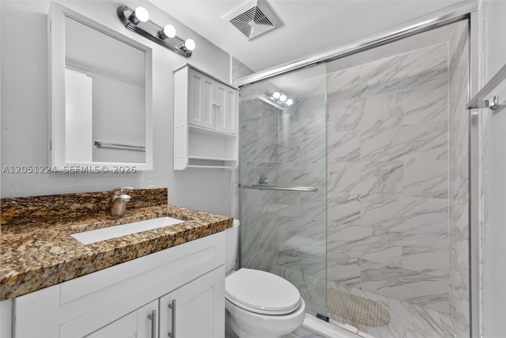 CASA GRANADA CONDO - Residential Lease