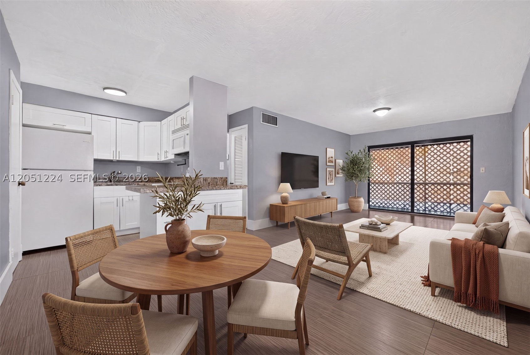 CASA GRANADA CONDO - Residential Lease