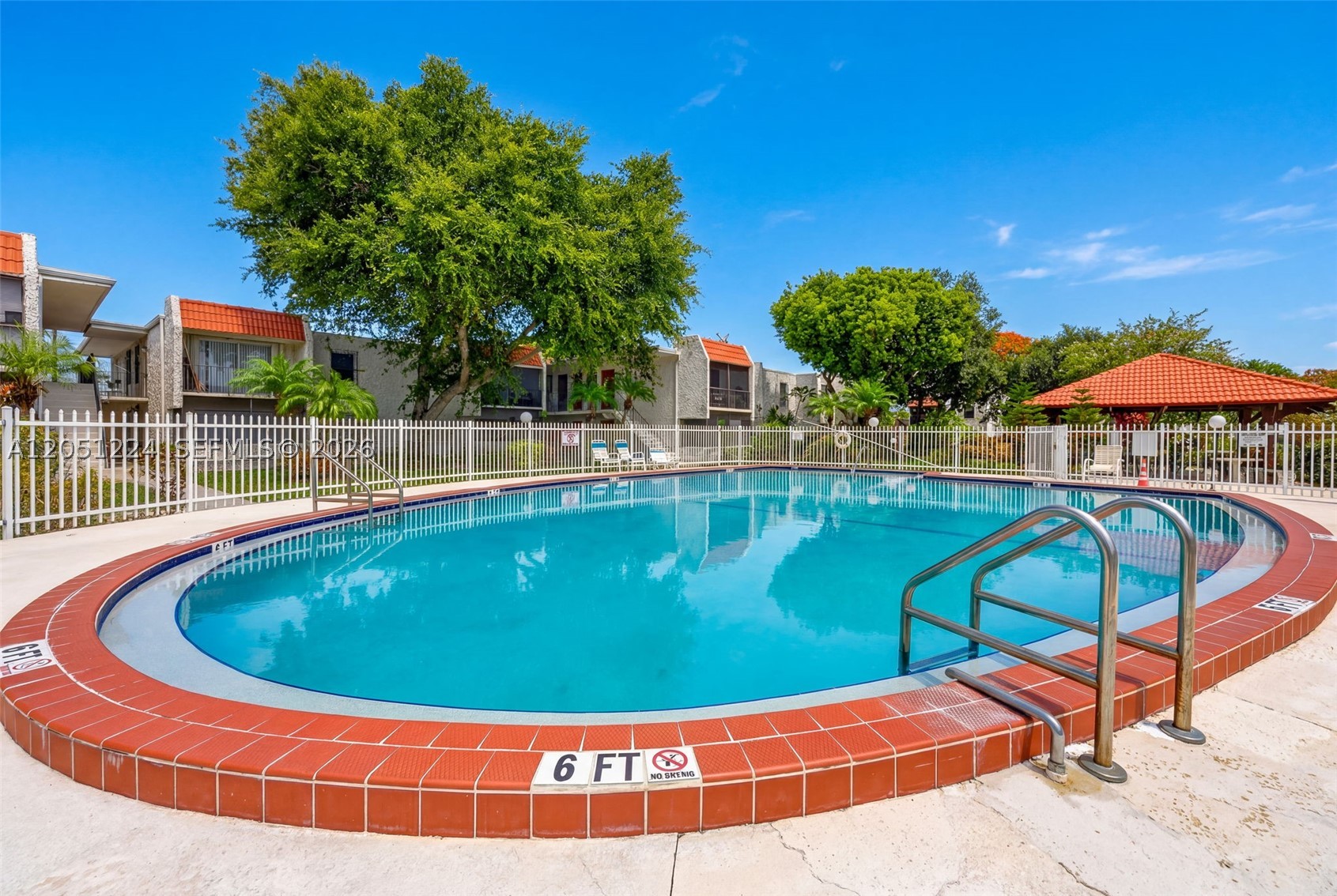 CASA GRANADA CONDO - Residential Lease