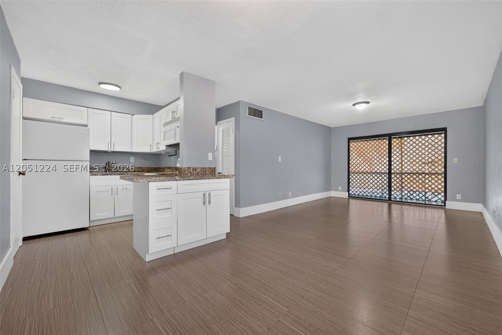 CASA GRANADA CONDO - Residential Lease