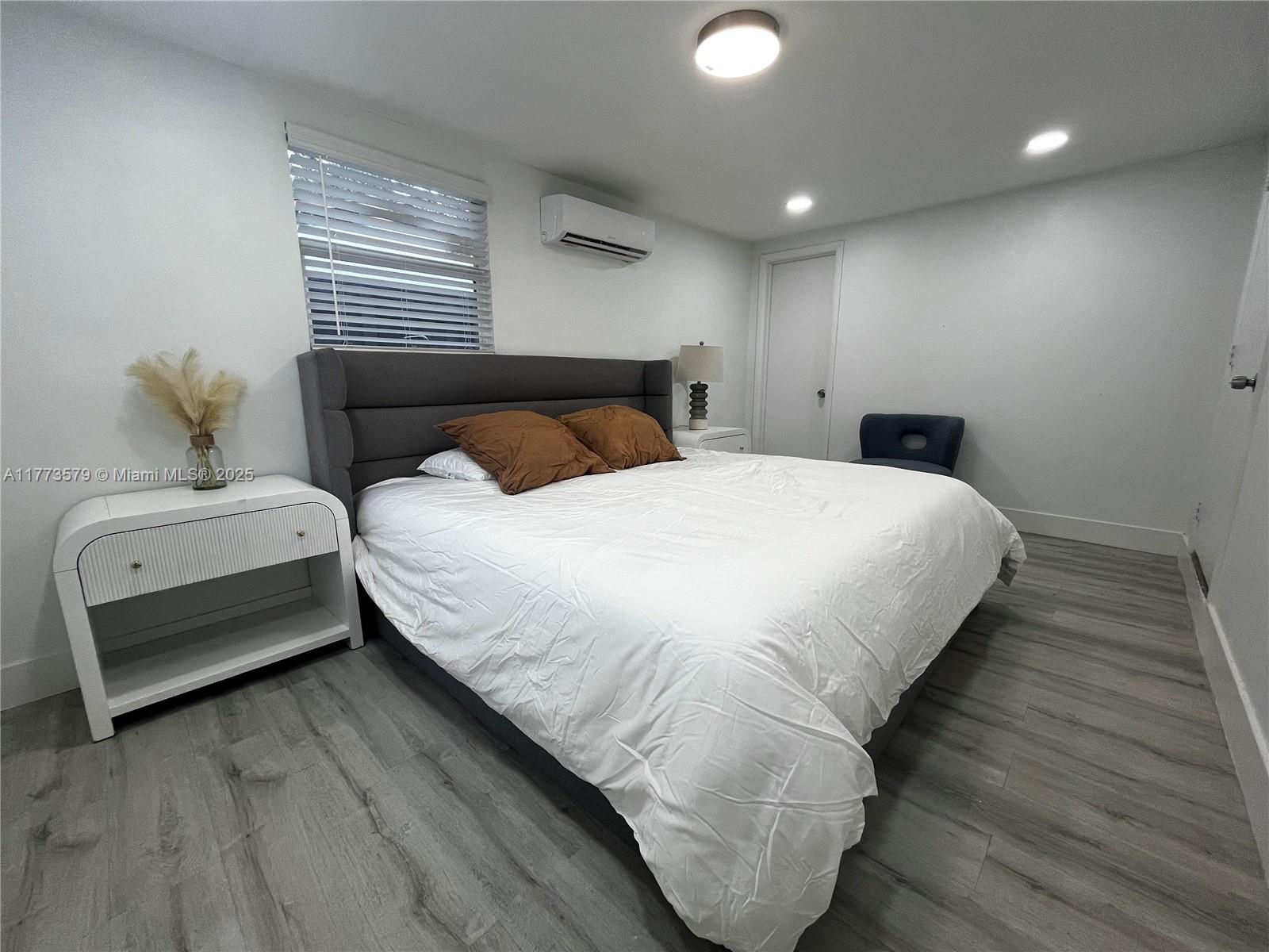 PLAYLAND ESTATES SEC 2 - Residential Lease