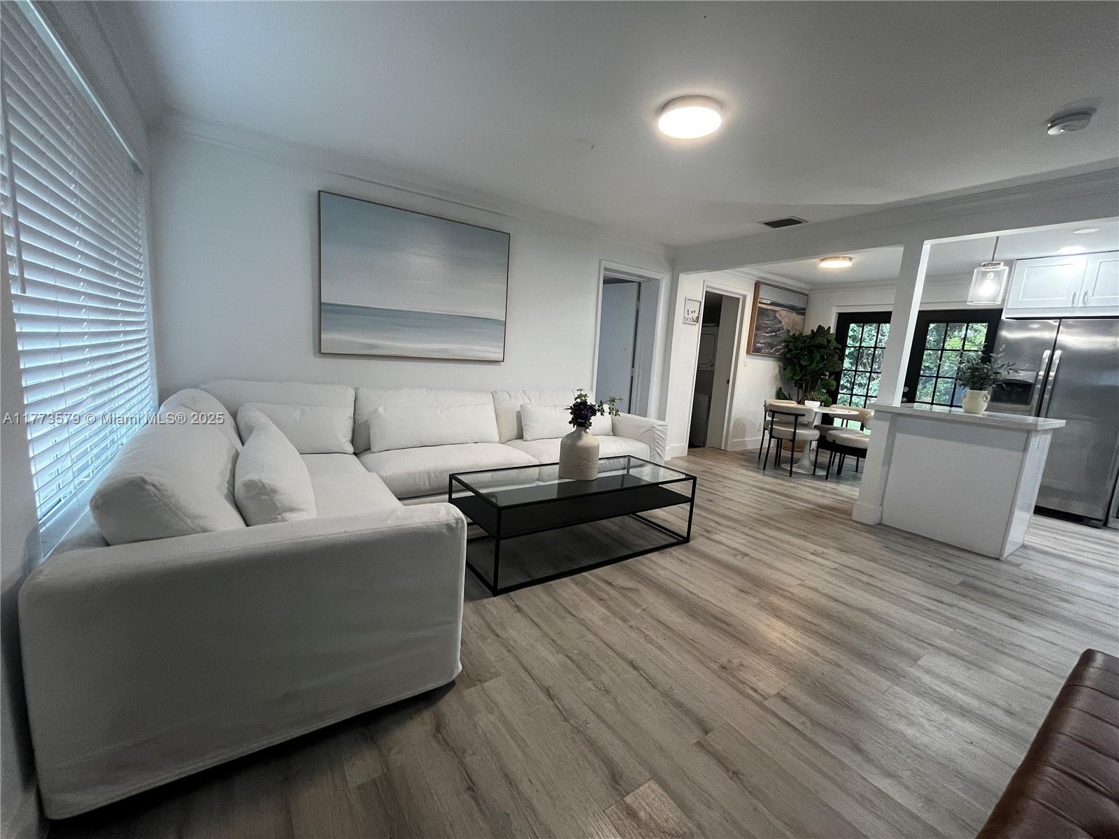 PLAYLAND ESTATES SEC 2 - Residential Lease