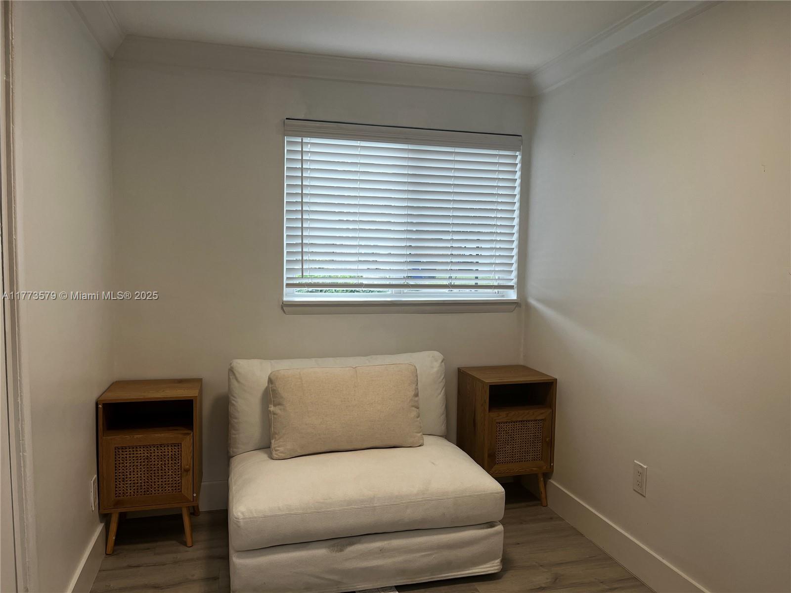 PLAYLAND ESTATES SEC 2 - Residential Lease