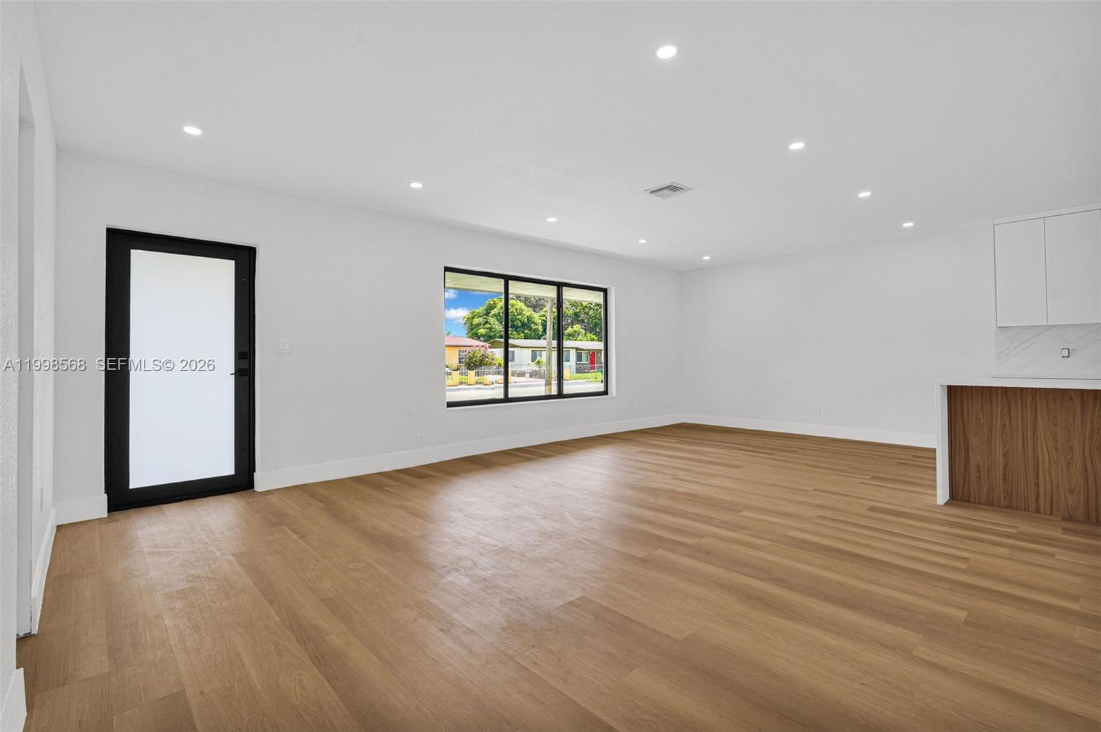 BELL GARDENS - Residential