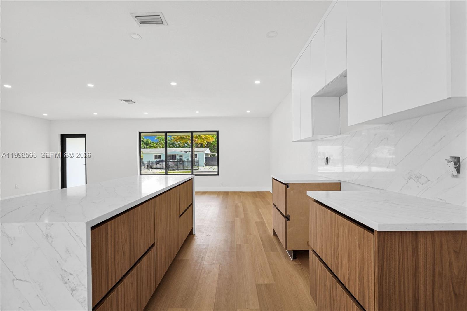 BELL GARDENS - Residential