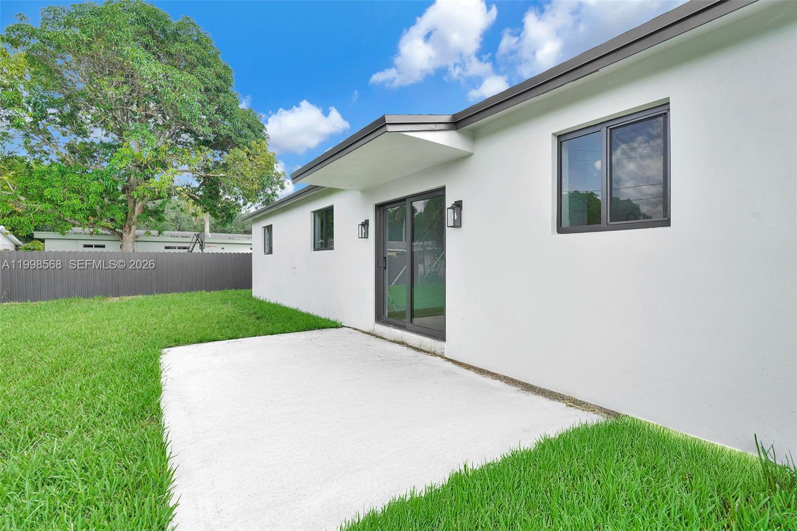 BELL GARDENS - Residential