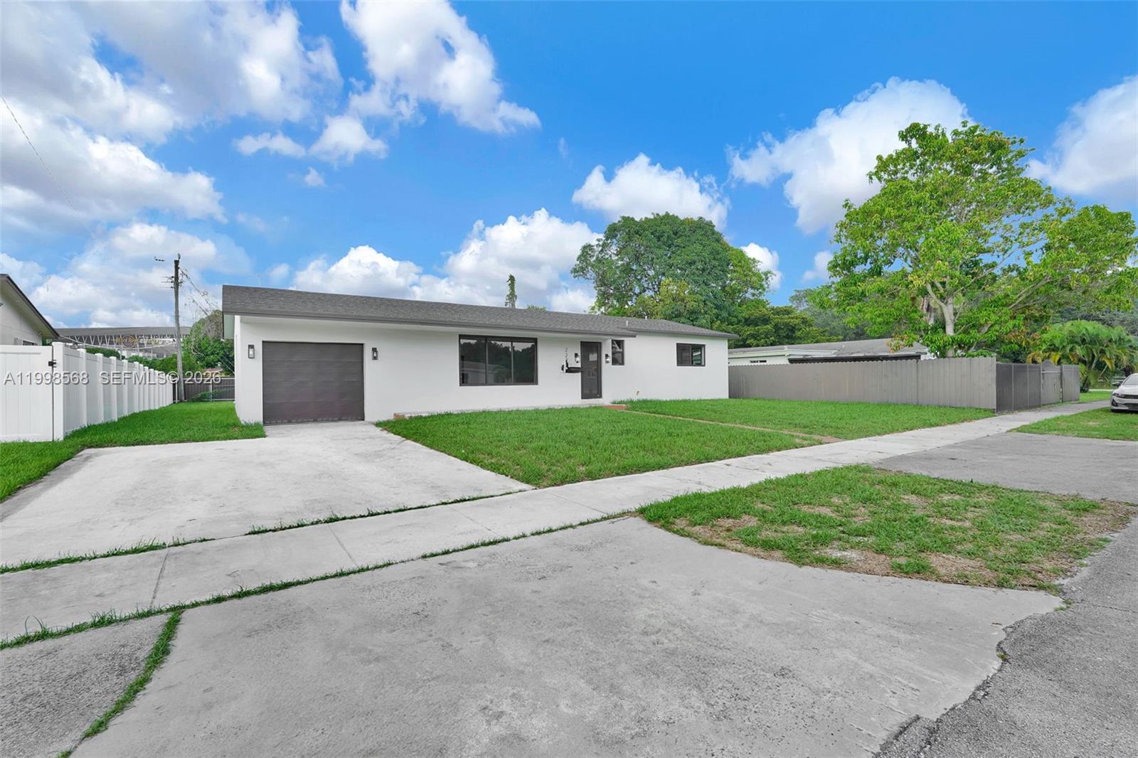 BELL GARDENS - Residential