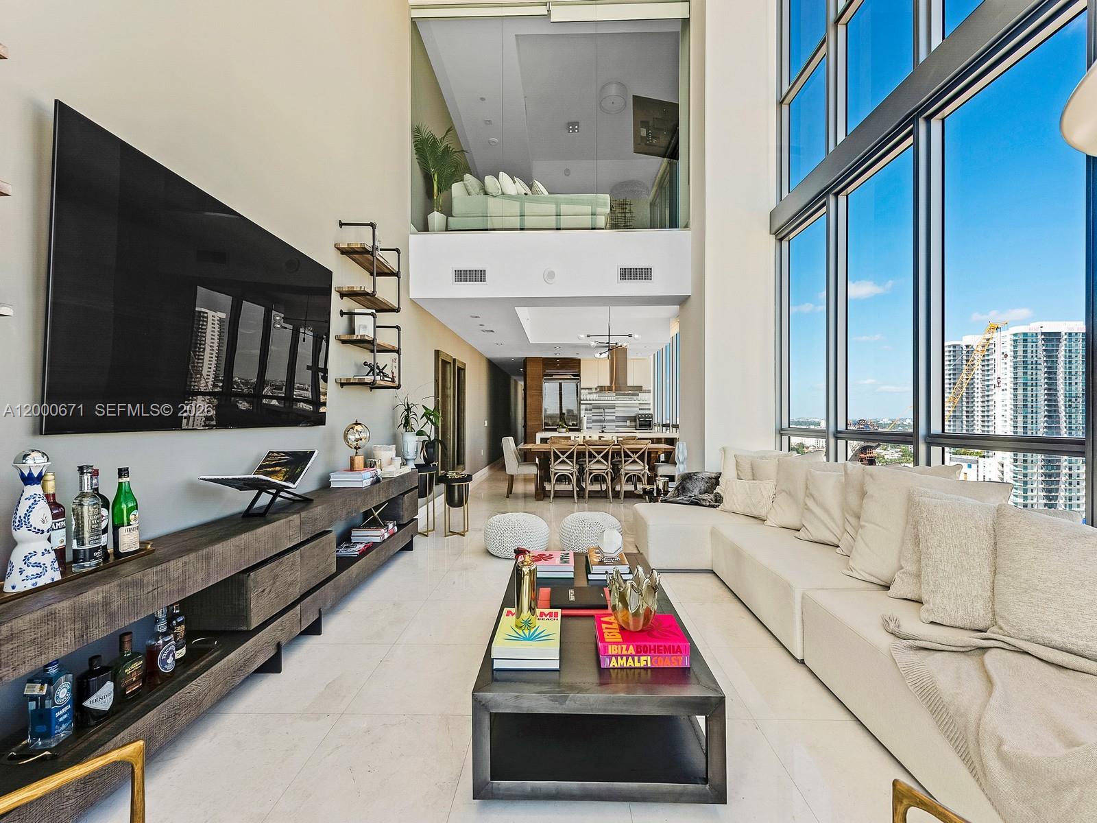 MARQUIS CONDO - Residential