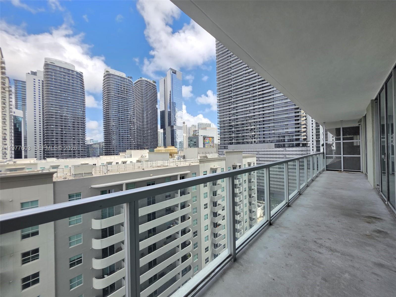 THE AXIS ON BRICKELL II C - Residential