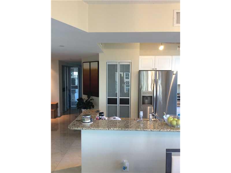 TURNBERRY ON THE GREEN CO - Residential Lease
